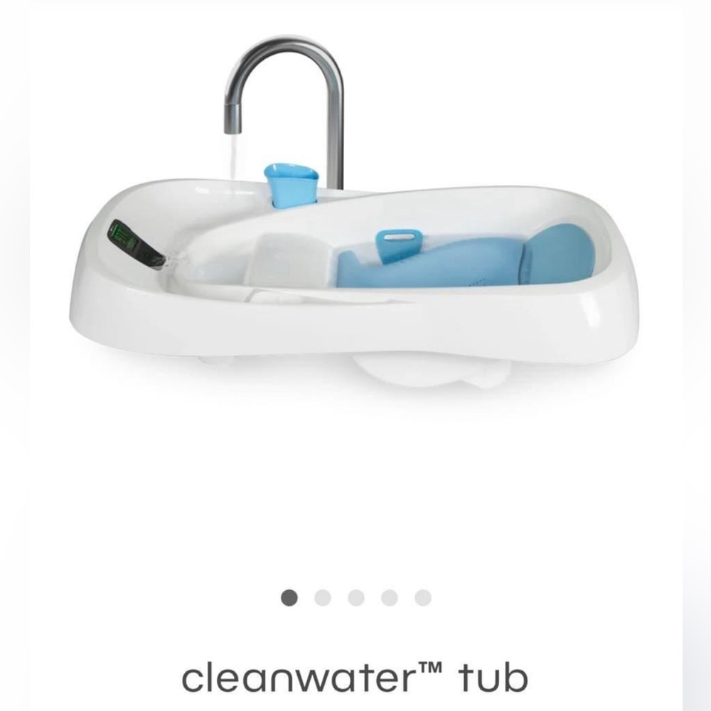 4 moms baby bath